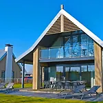 Waterrijk Oesterdam Resort Villas